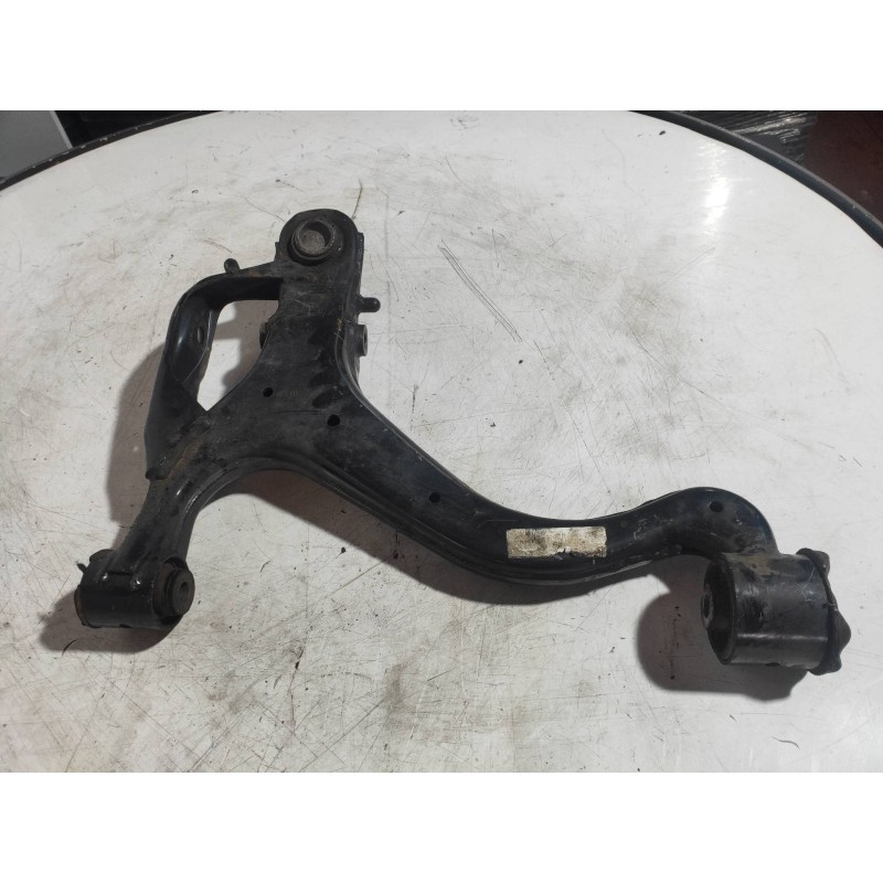 Recambio de brazo suspension inferior delantero derecho para land rover discovery 2.7 td v6 cat referencia OEM IAM   