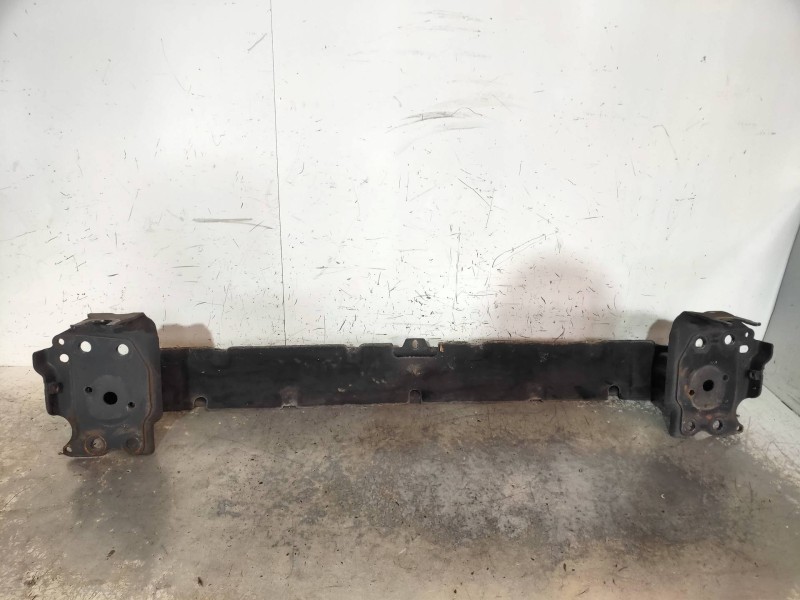 Recambio de refuerzo paragolpes delantero para volkswagen touareg (7la) tdi r5 referencia OEM IAM   