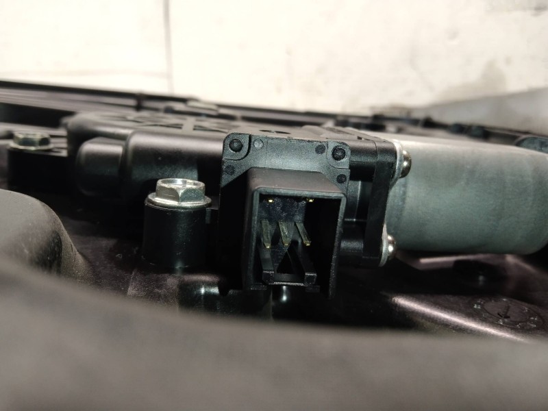 Recambio de elevalunas trasero izquierdo para mazda 6 kombi (gh) 2.0 crtd 140cv active sw referencia OEM IAM GS1D7397X  5P