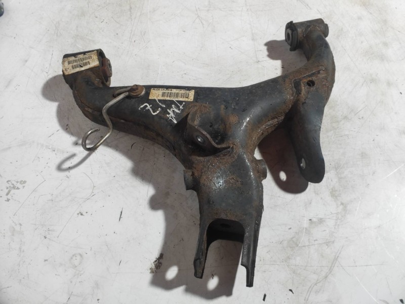 Recambio de brazo suspension inferior trasero izquierdo para land rover discovery 2.7 td v6 cat referencia OEM IAM RHI500059  