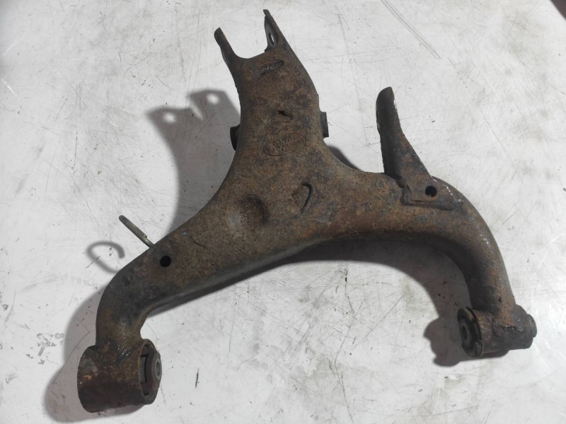 Recambio de brazo suspension inferior trasero izquierdo para land rover discovery 2.7 td v6 cat referencia OEM IAM RHI500059  