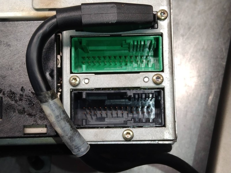 Recambio de sistema navegacion gps para lancia thesis (115) 2.4 jtd executive referencia OEM IAM 5WK78136 156037000 2J031058 502