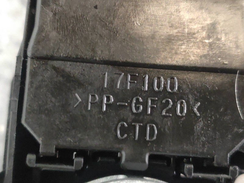 Recambio de mando luces para toyota corolla (e15) luna referencia OEM IAM 17F100  