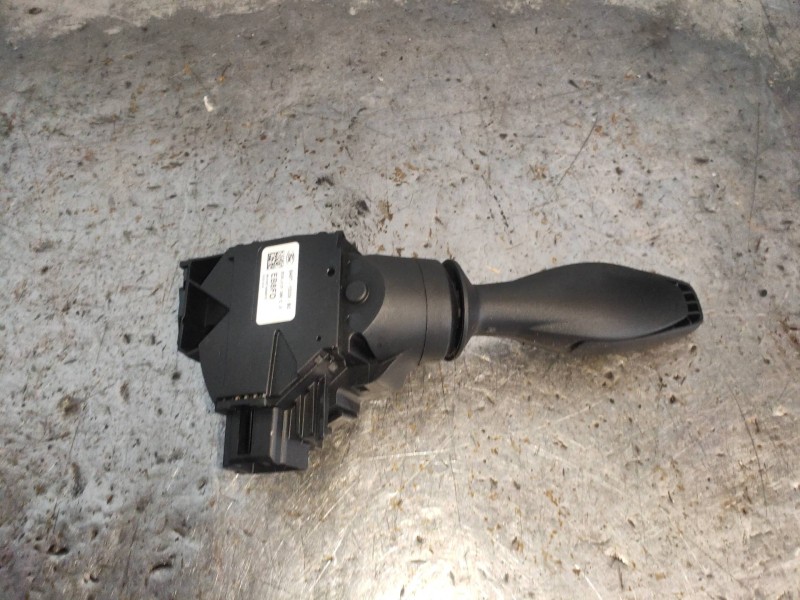 Recambio de mando luces para ford fiesta (ccn) st-line referencia OEM IAM 8A6T13335BC  