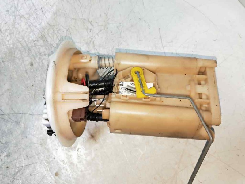 Recambio de bomba combustible para renault clio ii fase i (b/cbo) 1.4 16v referencia OEM IAM 8200027963 09745659903 MARWAL AFORA