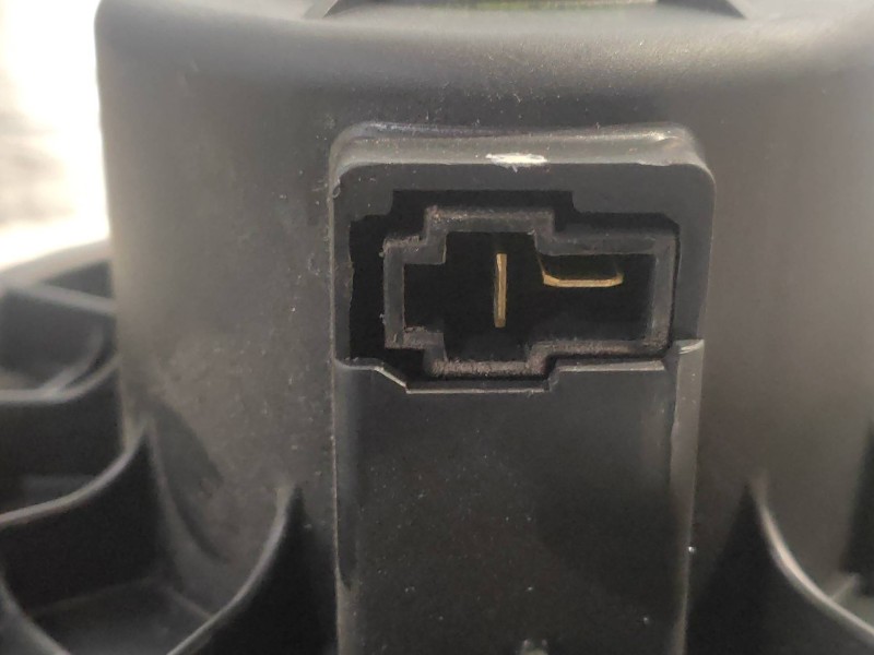 Recambio de motor calefaccion para kia soul diva referencia OEM IAM F00S330024  