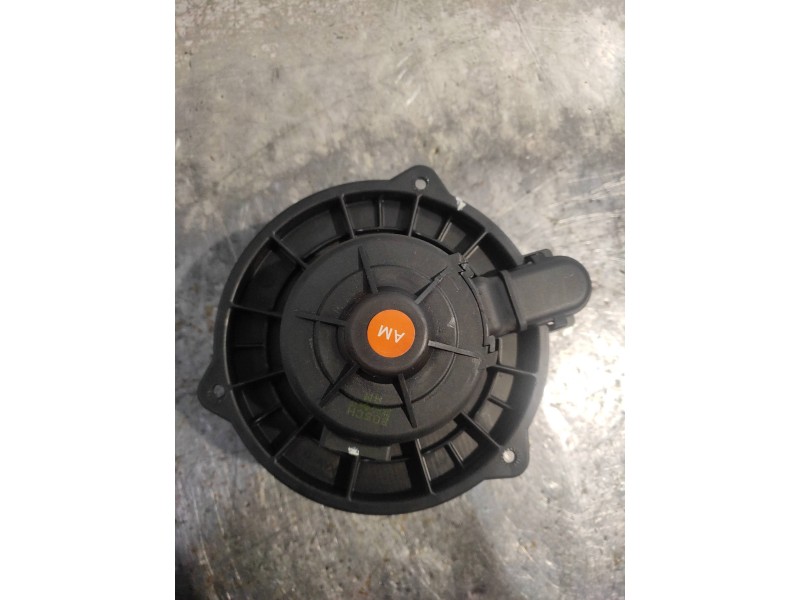 Recambio de motor calefaccion para kia soul diva referencia OEM IAM F00S330024  