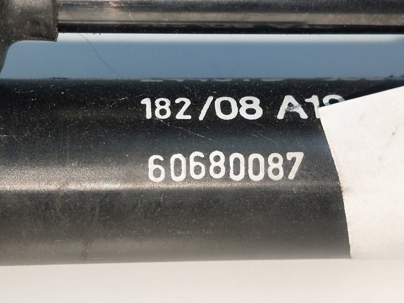 Recambio de amortiguadores maletero / porton para alfa romeo 159 (140) 2.4 jtdm 20v q4 ti referencia OEM IAM 60680087  
