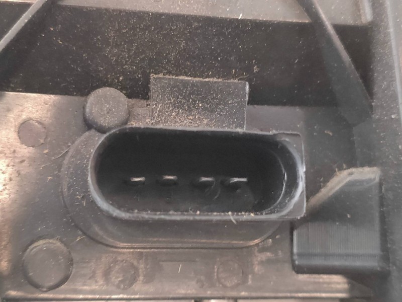 Recambio de piloto trasero izquierdo para volkswagen touareg (7la) tdi r5 referencia OEM IAM 28259002  