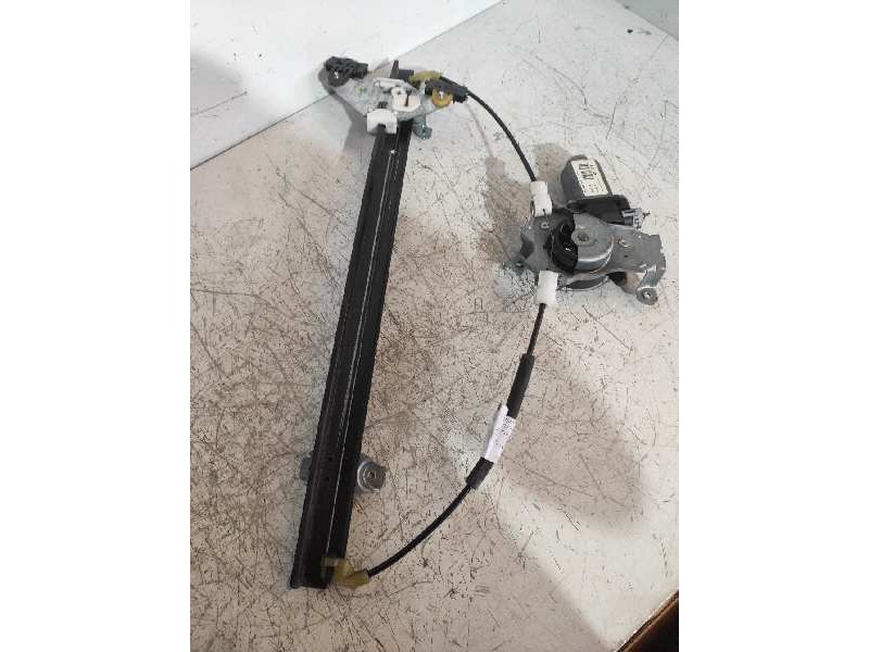 Recambio de elevalunas delantero derecho para nissan pathfinder (r51) 2.5 dci xe referencia OEM IAM 119030 402122B 2122
