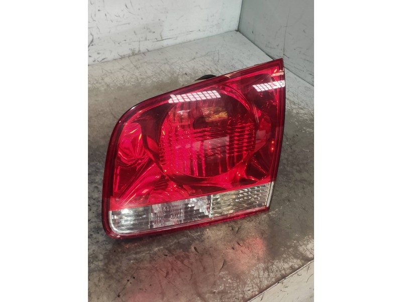 Recambio de piloto trasero derecho interior para volkswagen touareg (7la) tdi r5 referencia OEM IAM 28268003  