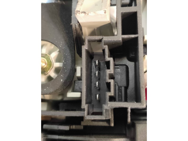 Recambio de piloto trasero derecho interior para volkswagen touareg (7la) tdi r5 referencia OEM IAM 28268003  
