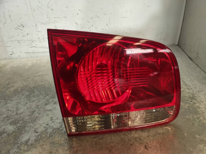 Recambio de piloto trasero izquierdo interior para volkswagen touareg (7la) tdi r5 referencia OEM IAM 28269003  