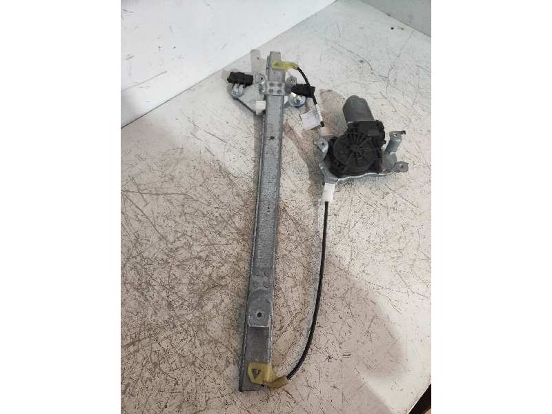 Recambio de elevalunas trasero izquierdo para nissan pathfinder (r51) 2.5 dci xe referencia OEM IAM 119001 400927C 0927