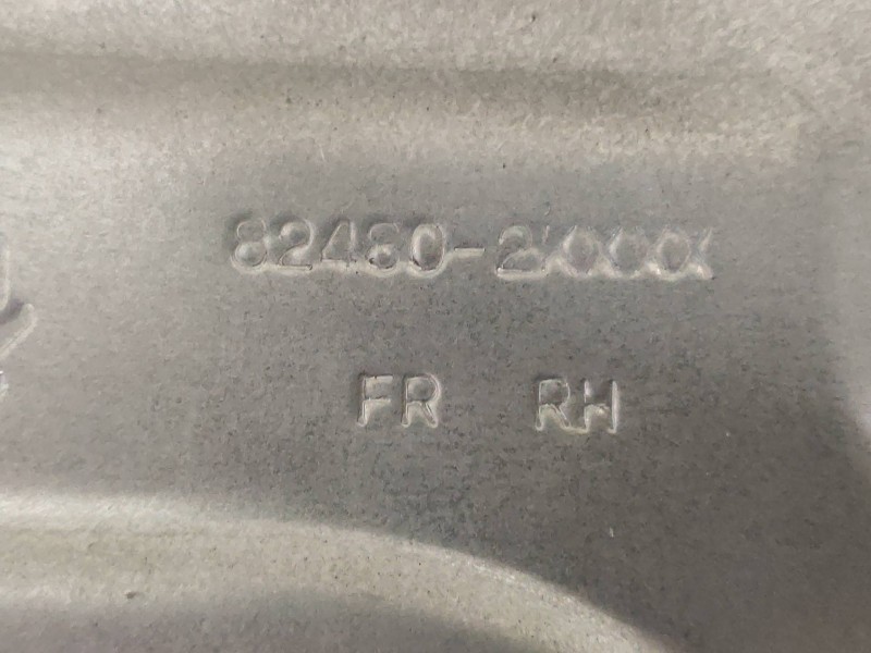 Recambio de elevalunas delantero derecho para kia soul diva referencia OEM IAM 824802KXXX 824601M000 2621004690