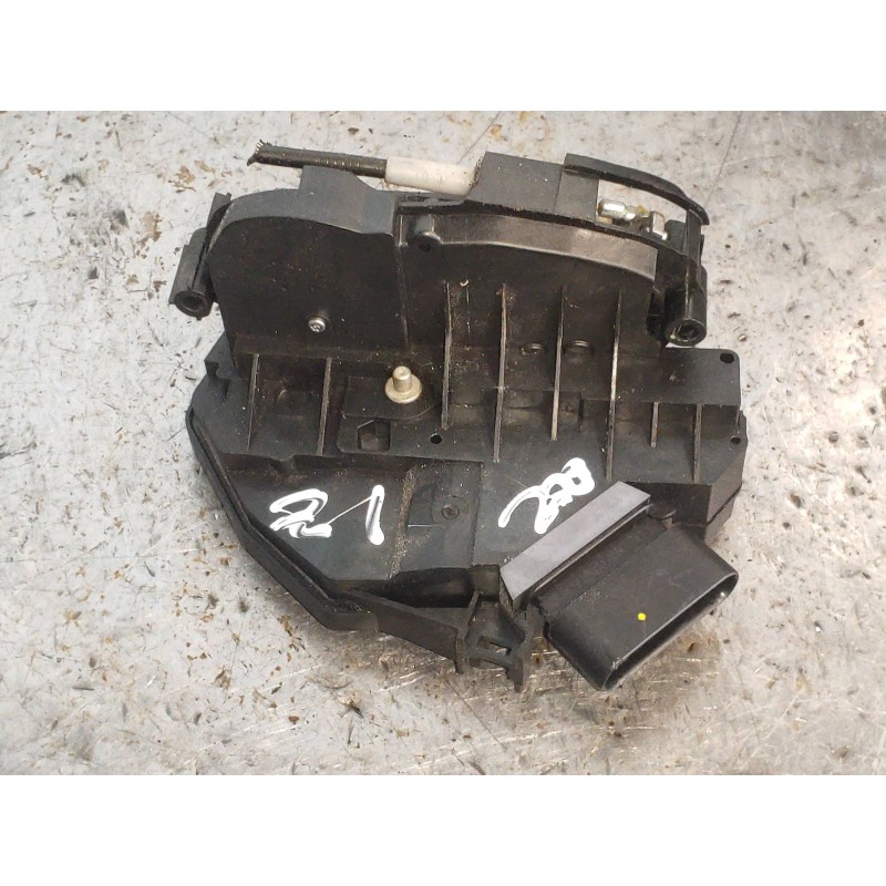 Recambio de motor cierre centralizado delantero izquierdo para ford fiesta (ccn) st-line referencia OEM IAM  3P 