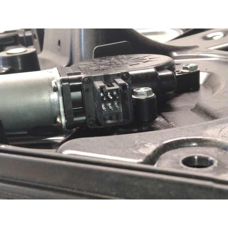 Recambio de elevalunas delantero derecho para mazda 6 kombi (gh) 2.0 crtd 140cv active sw referencia OEM IAM GS1D5897X  5P