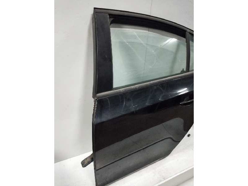 Recambio de puerta trasera izquierda para chevrolet cruze ls referencia OEM IAM   4P