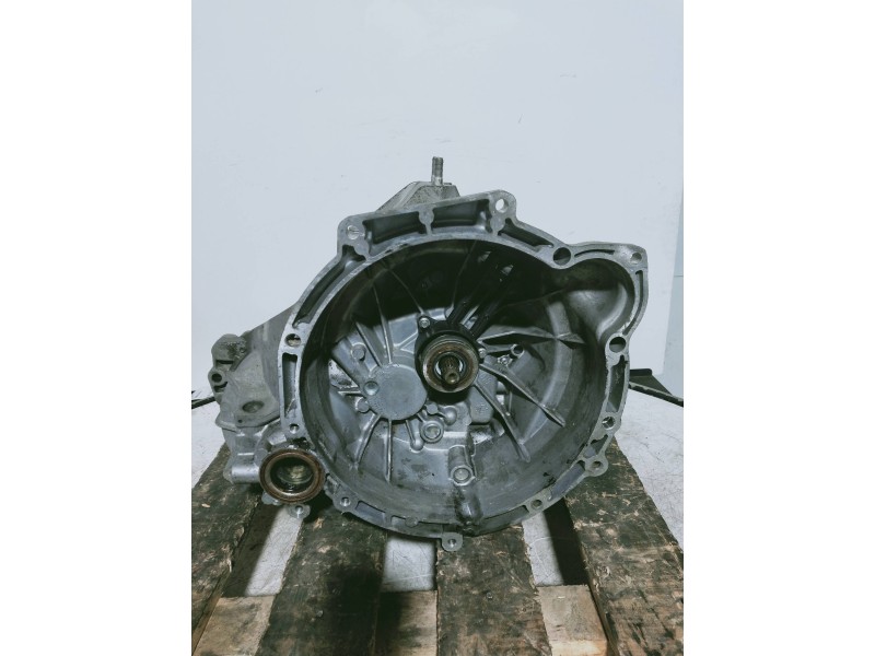 Recambio de caja cambios para ford fiesta (ccn) trend referencia OEM IAM 8A6R7002JJ T6TA1 270614 000947