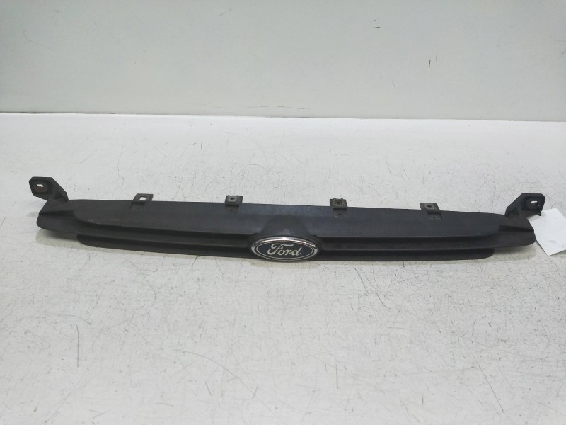 Recambio de rejilla delantera para ford escort berl./turnier referencia OEM IAM   