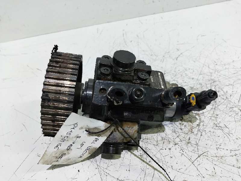 Recambio de bomba inyeccion para opel vectra c berlina 1.9 cdti referencia OEM IAM 0445010156 BOSCH 