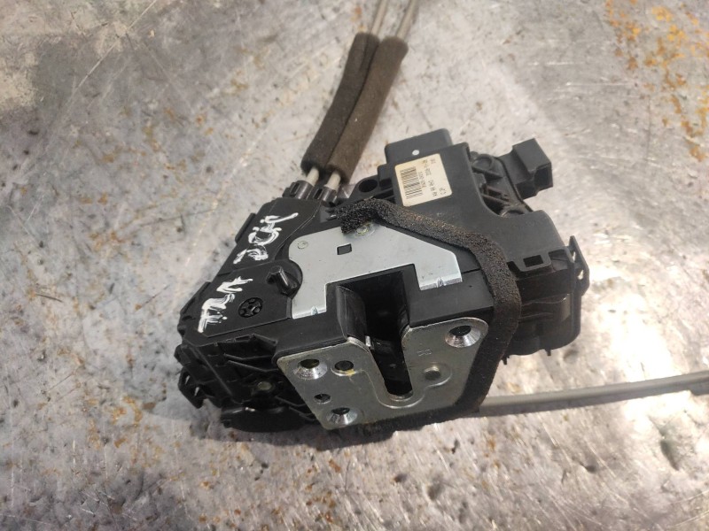 Recambio de motor cierre centralizado trasero derecho para kia soul diva referencia OEM IAM 814202K010  