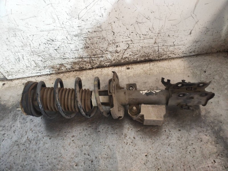 Recambio de amortiguador delantero izquierdo para ford fiesta (ccn) st-line referencia OEM IAM C1BC18K001LD  