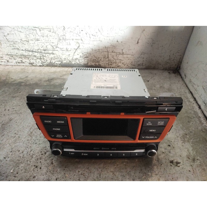 Recambio de sistema audio / radio cd para hyundai i20 coupe 1.2 16v cat referencia OEM IAM 96170C8250TRG AC101C8EE 