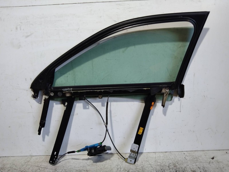 Recambio de elevalunas delantero derecho para audi s4 berlina (8e) 4.2 referencia OEM IAM 8E0837462B 8E1959802E 105845108 5WK470