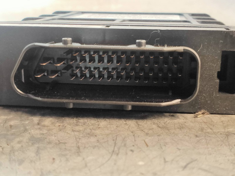 Recambio de centralita cambio automatico para volkswagen touareg (7la) tdi r5 referencia OEM IAM 09D927750BE  