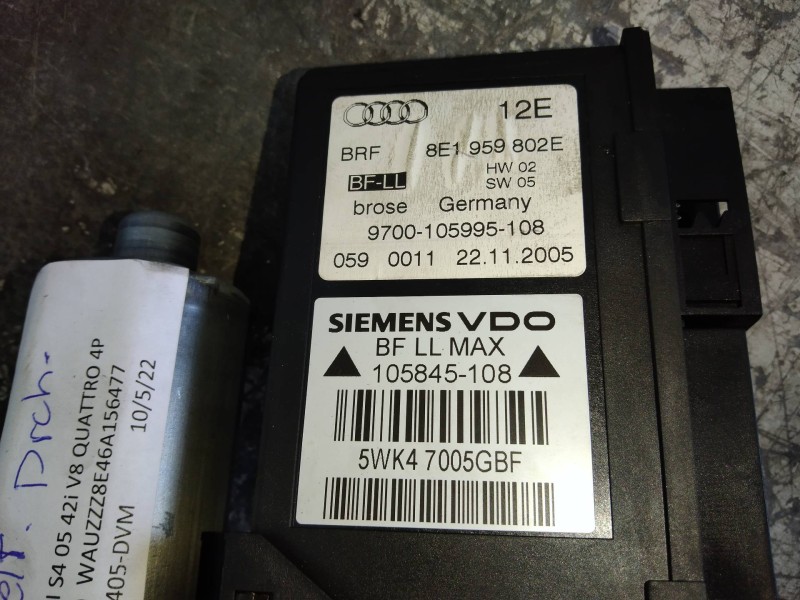 Recambio de elevalunas delantero derecho para audi s4 berlina (8e) 4.2 referencia OEM IAM 8E0837462B 8E1959802E 105845108 5WK470