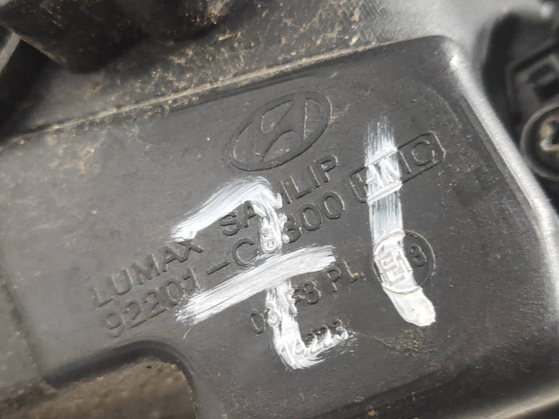 Recambio de faro antiniebla izquierdo para hyundai i20 coupe 1.2 16v cat referencia OEM IAM 92201C8300  