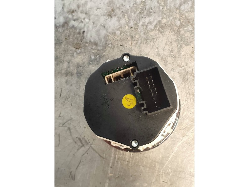 Recambio de mando multifuncion para volkswagen touareg (7la) tdi r5 referencia OEM IAM 7L6927135C  