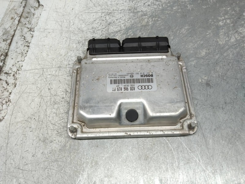 Recambio de centralita motor uce para audi a3 (8l) 1.9 tdi ambiente referencia OEM IAM 0281010981 038906019FT EDC15P
