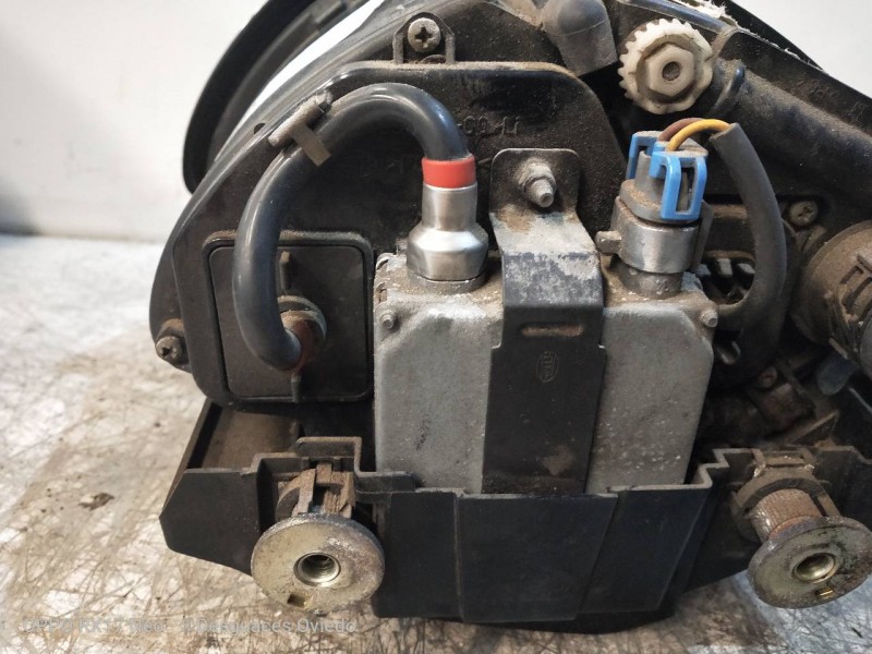 Recambio de faro izquierdo para lancia thesis (115) 2.4 jtd executive referencia OEM IAM  XENON 