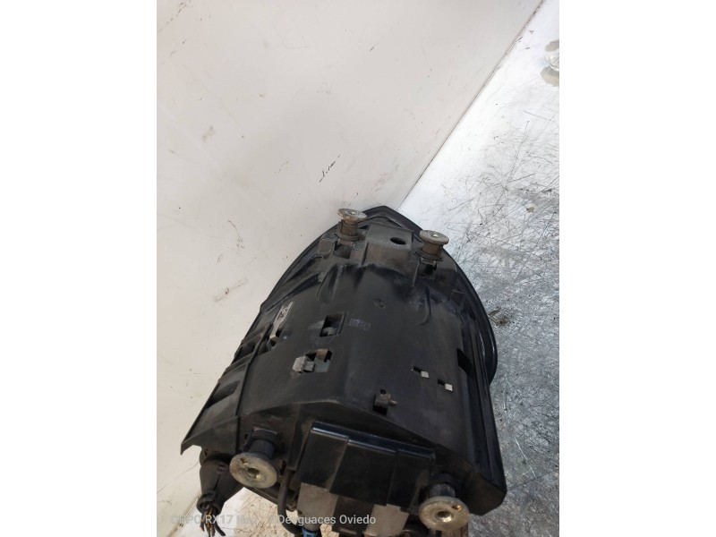 Recambio de faro izquierdo para lancia thesis (115) 2.4 jtd executive referencia OEM IAM  XENON 