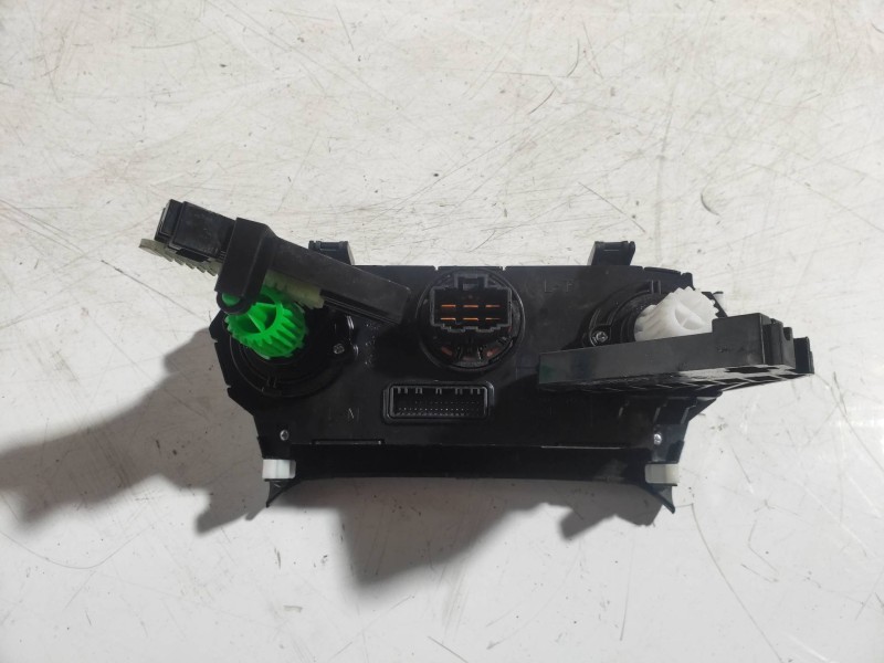 Recambio de mando calefaccion / aire acondicionado para hyundai i20 coupe 1.2 16v cat referencia OEM IAM 97250C8010  