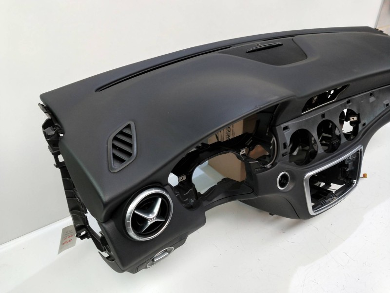 Recambio de salpicadero para mercedes clase cla (w117) shooting brake cla 220 d (117.903) referencia OEM IAM   