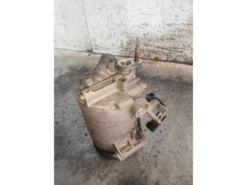 Recambio de compresor aire acondicionado para ford fiesta (ccn) st-line referencia OEM IAM C1B119D629AG  