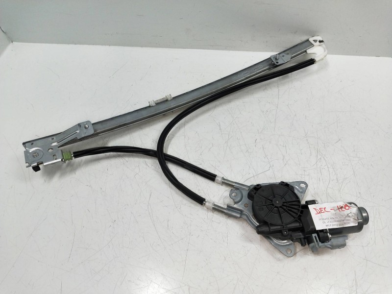 Recambio de elevalunas delantero izquierdo para peugeot 806 st turbo referencia OEM IAM 400961A  5P