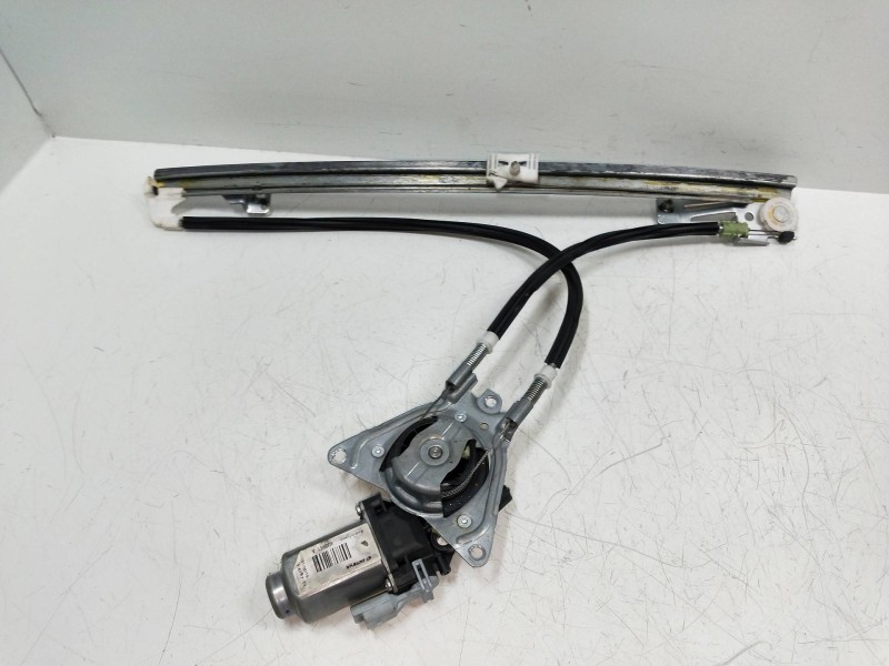 Recambio de elevalunas delantero izquierdo para peugeot 806 st turbo referencia OEM IAM 400961A  5P