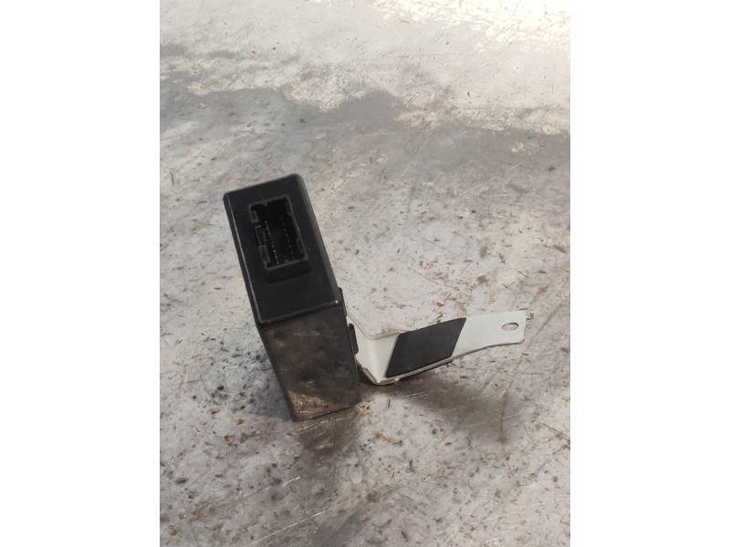 Recambio de modulo electronico para kia soul diva referencia OEM IAM 952102K100  