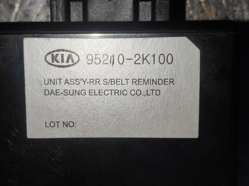 Recambio de modulo electronico para kia soul diva referencia OEM IAM 952102K100  