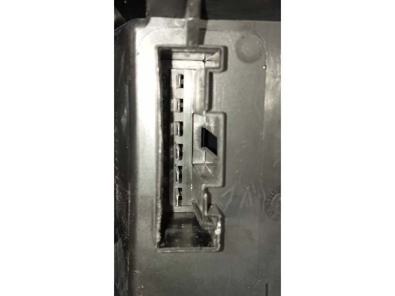 Recambio de piloto trasero izquierdo para bmw serie 5 berlina (e60) 530i referencia OEM IAM 7165737  