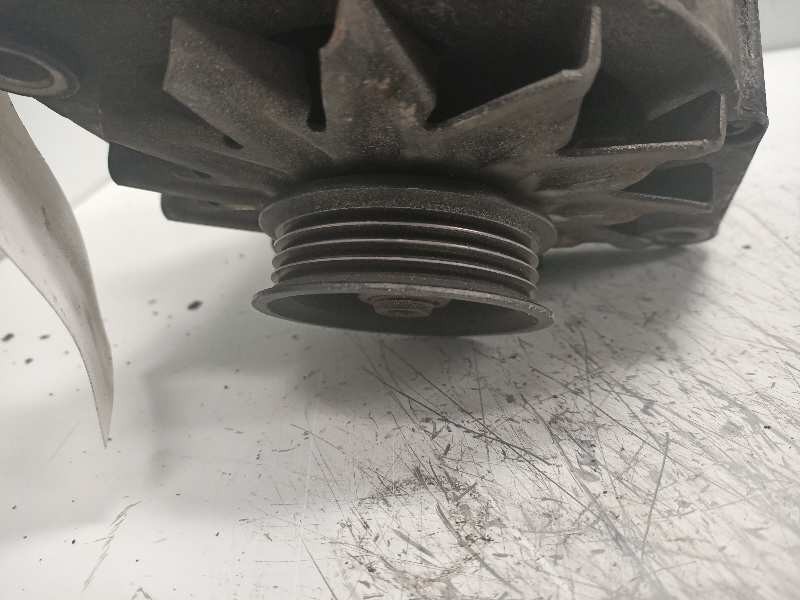 Recambio de alternador para chrysler voyager (es) 2.5 s referencia OEM IAM 0120450024 4557431 BOSCH 90A