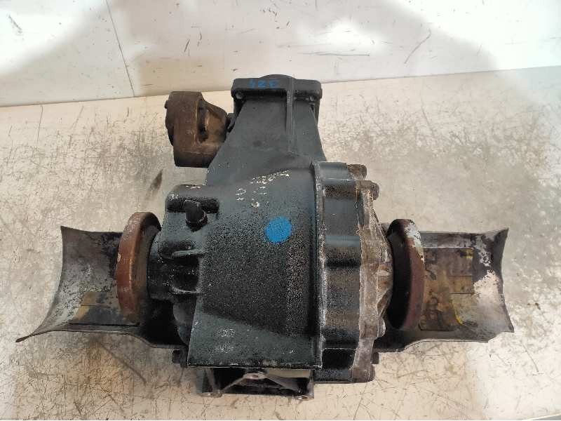 Recambio de diferencial trasero para audi a6 berlina (c4) 2.6 referencia OEM IAM   