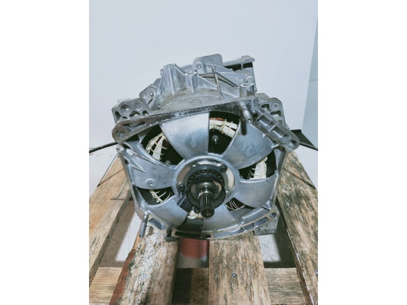 Recambio de motor completo para renault zoe referencia OEM IAM 5AQ607 C024679 