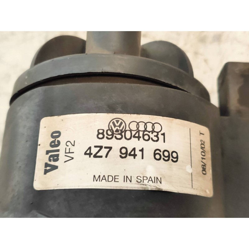 Recambio de faro antiniebla izquierdo para audi allroad quattro (4b5) 2.5 tdi (132kw) referencia OEM IAM 89304641 4Z7941700 VALE