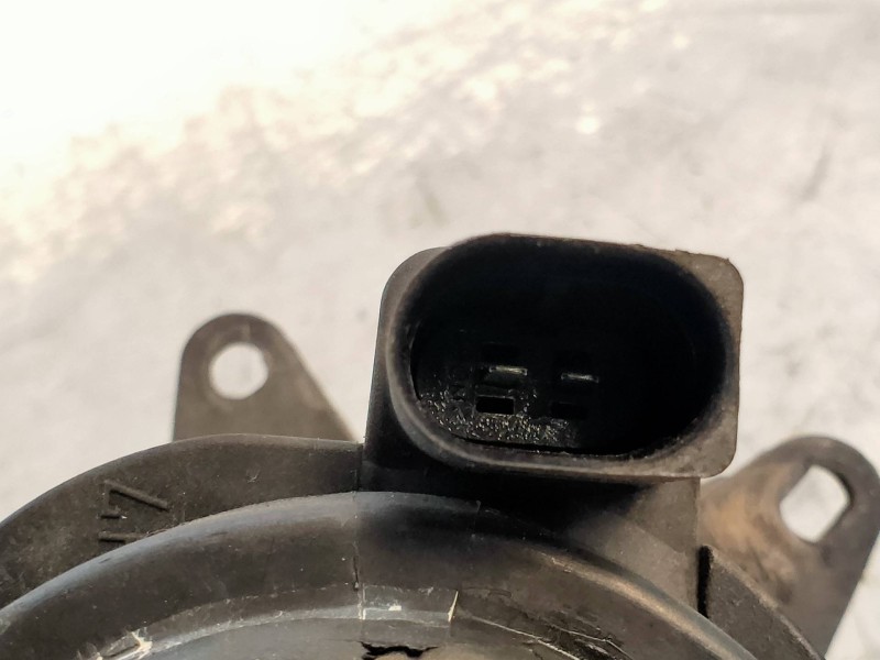 Recambio de faro antiniebla izquierdo para audi allroad quattro (4b5) 2.5 tdi (132kw) referencia OEM IAM 89304641 4Z7941700 VALE