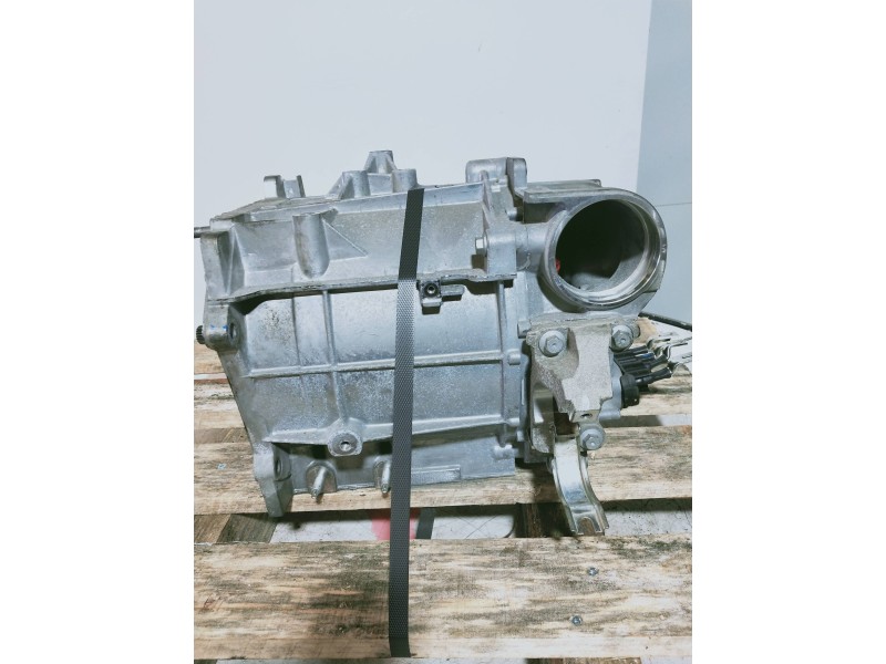 Recambio de motor completo para renault zoe referencia OEM IAM 5AQ607 C024679 